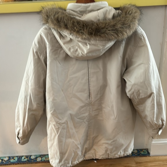 British Mist jacket with removable hood. - Picture 2 of 4